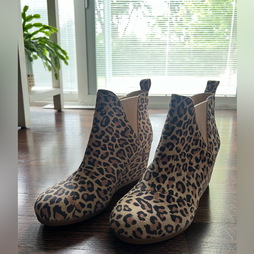 Toms Heels